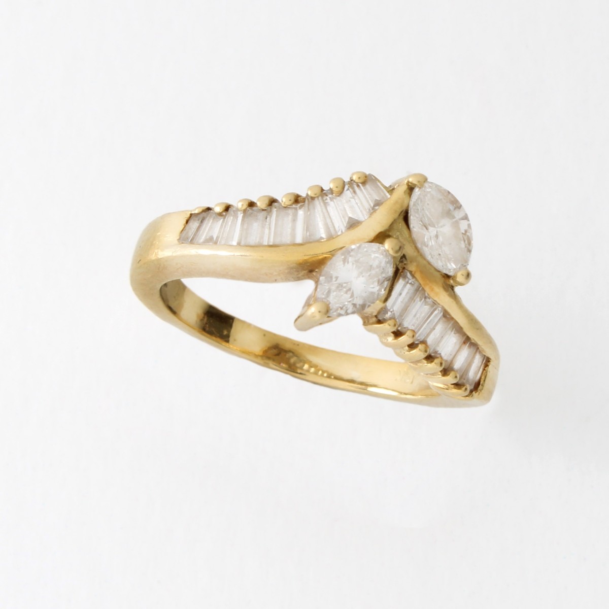 Diamond and 18K Band / Ring