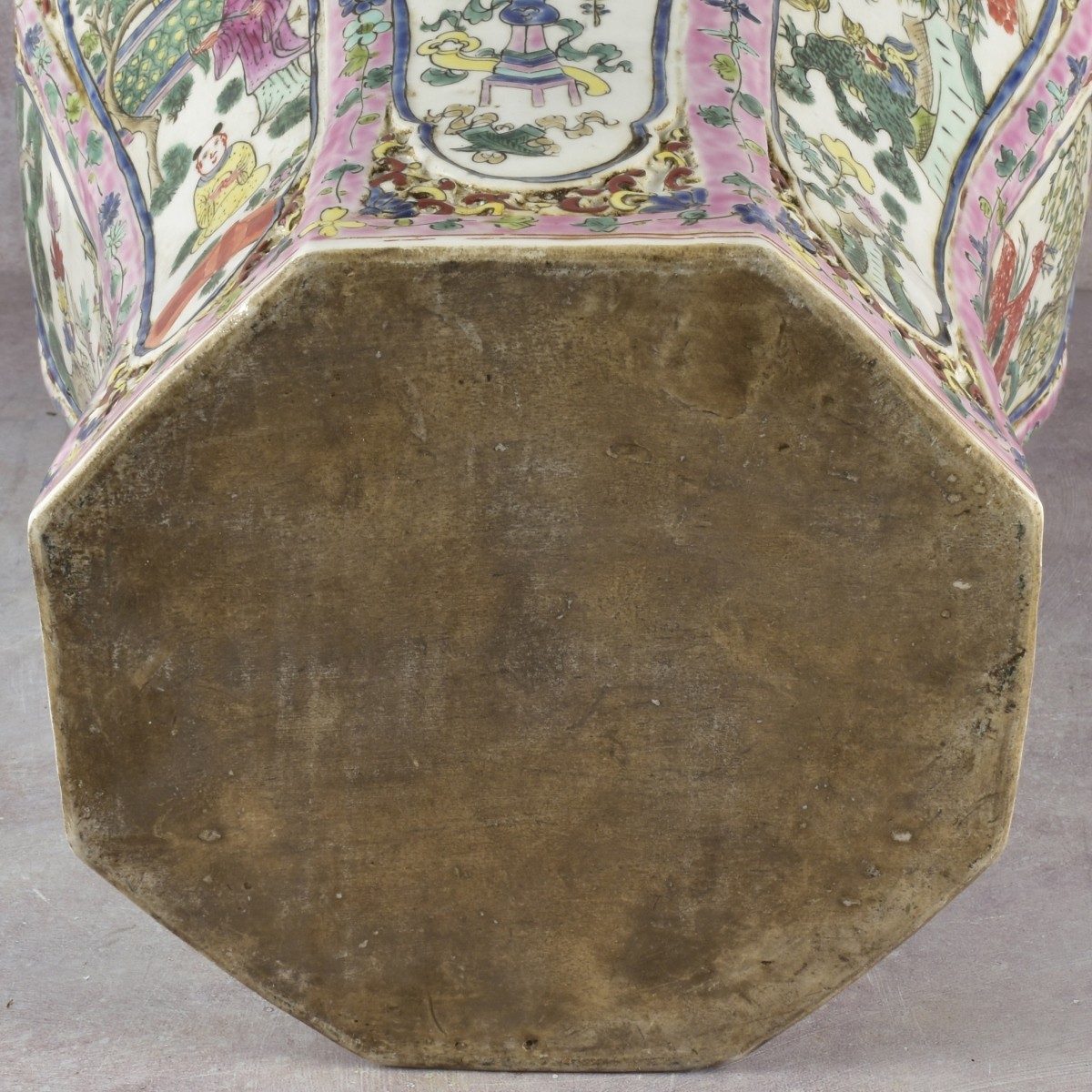 Chinese Rose Medallion Temple Jar