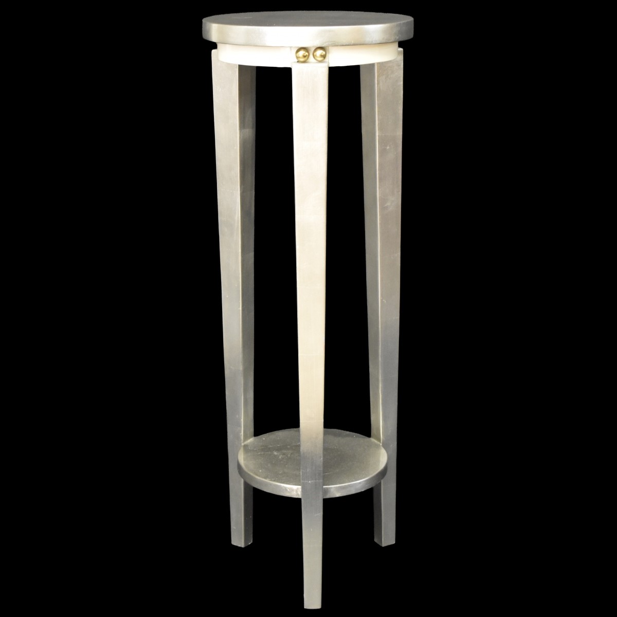 Silver Leaf Pedestal