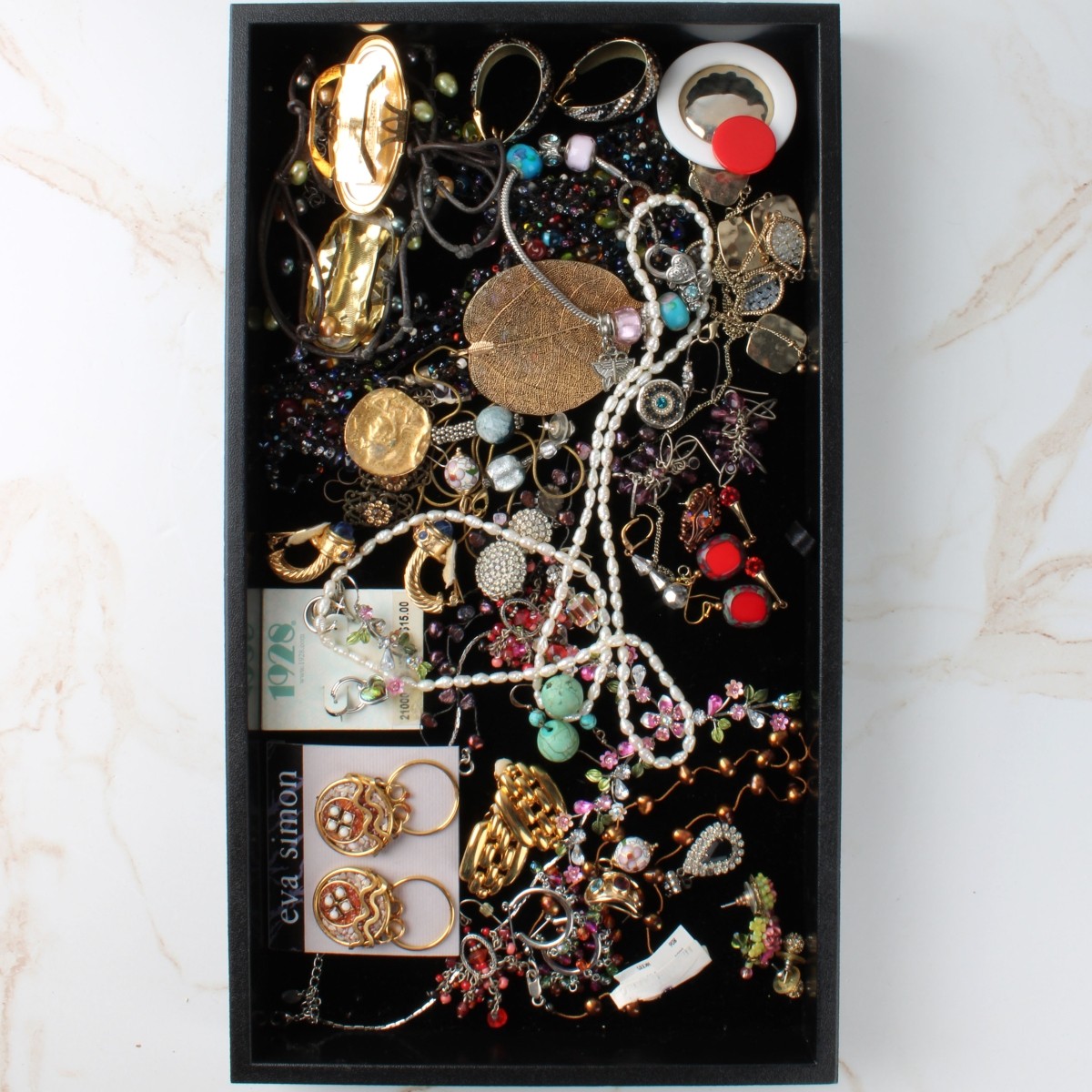 Tray Lot of Fashion Jewelry