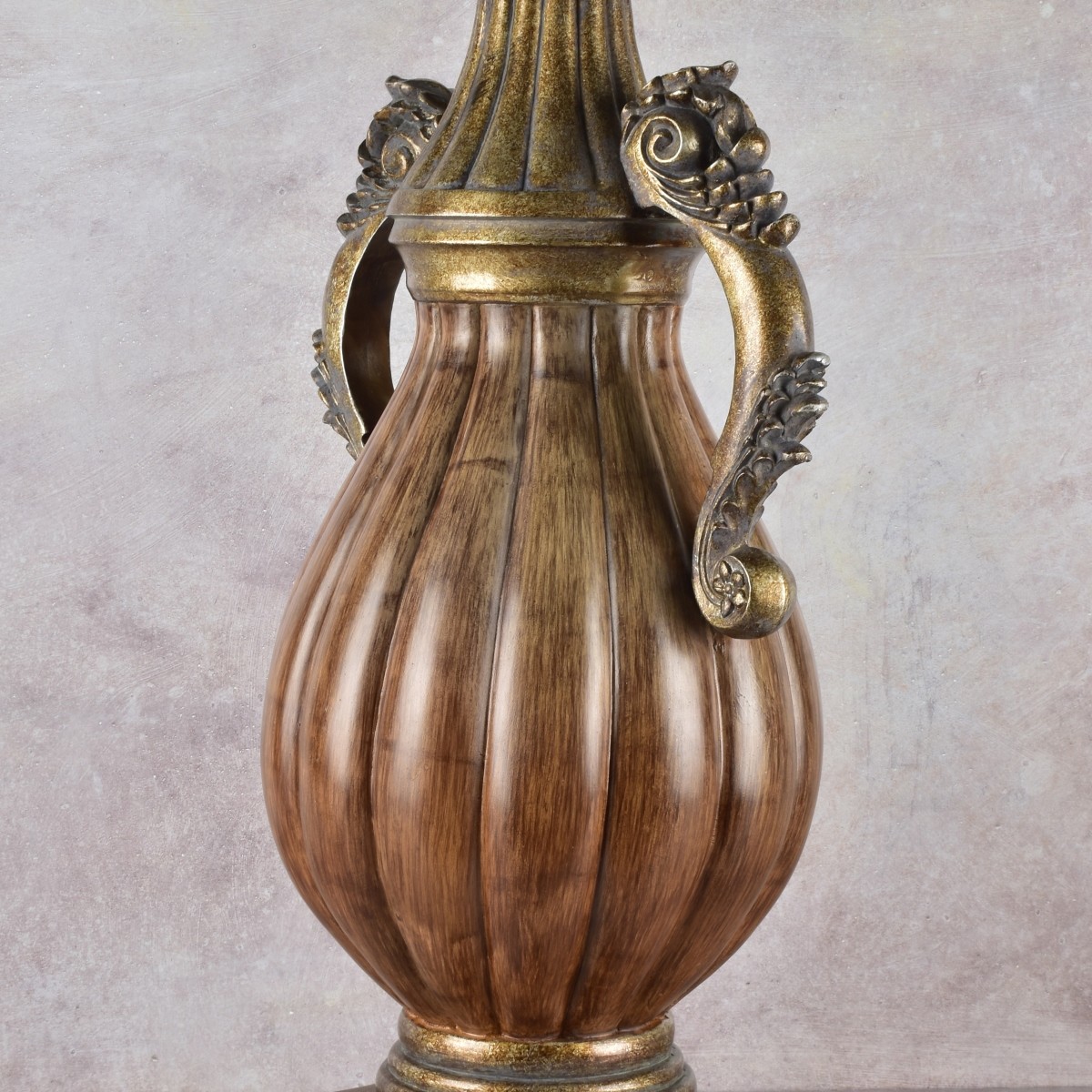 Large Gourd Shape Lamp