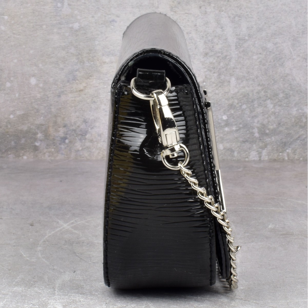 Replica Louis Vuitton Pochette