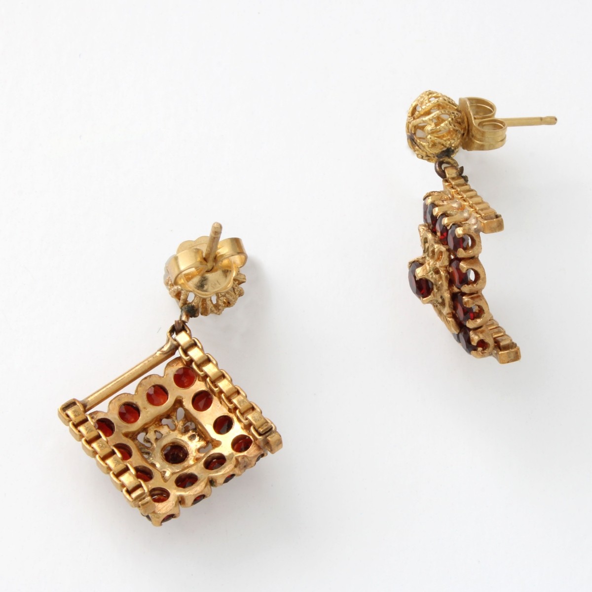 Garnet and 18K Bracelet and Earrings