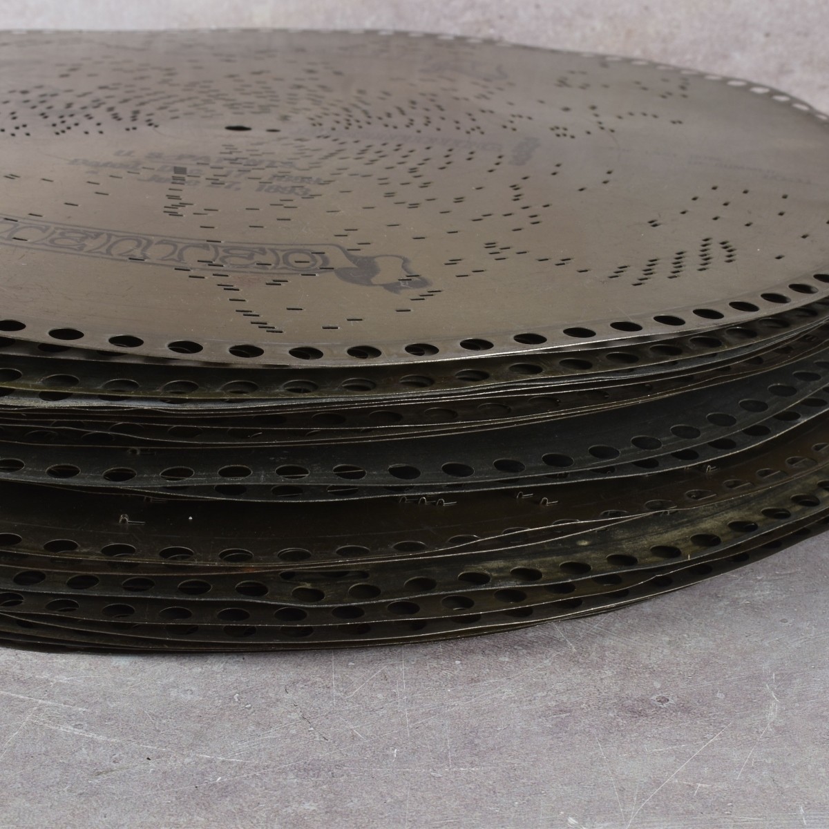 Regina 15-1/2" Metal Disks