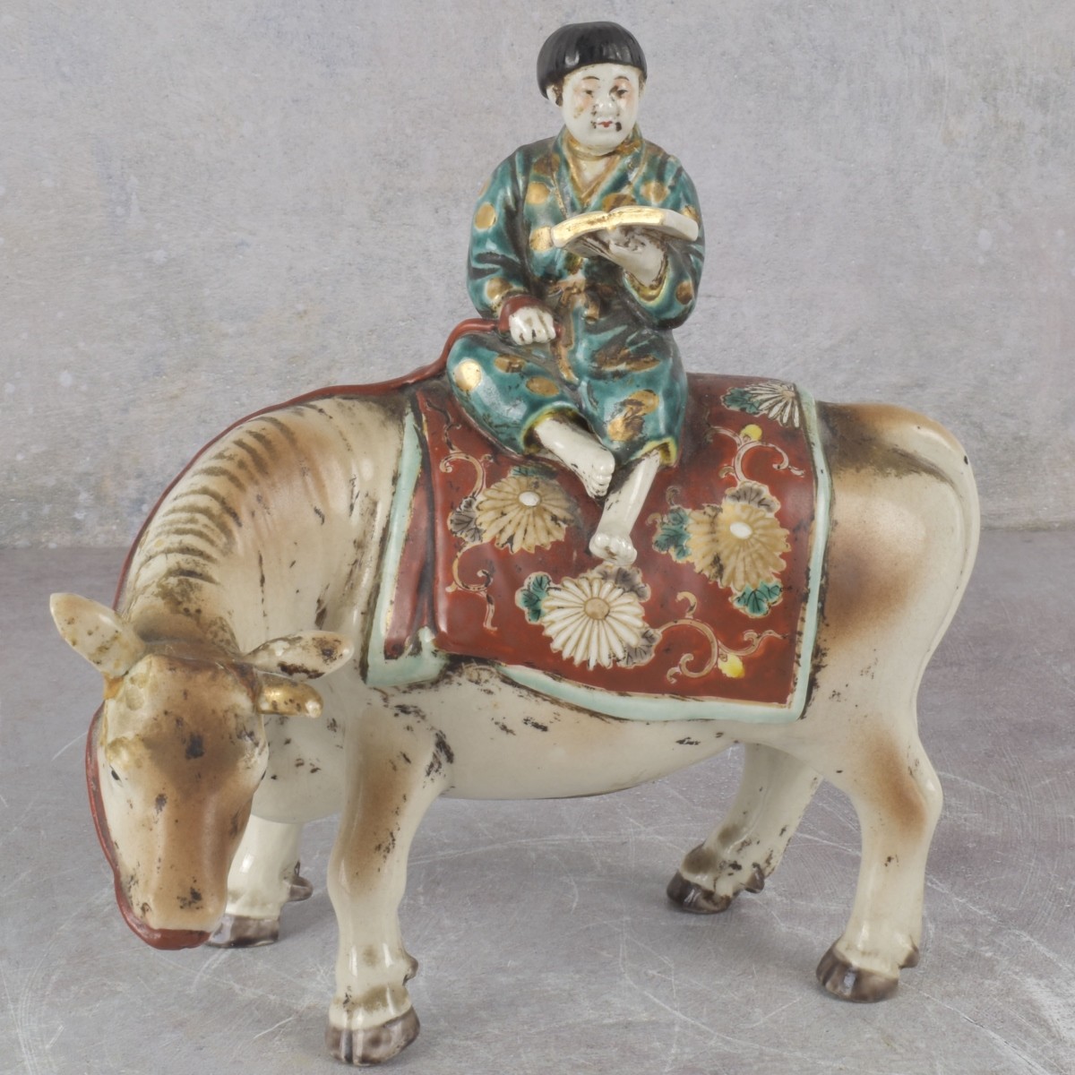 Vintage Chinese Porcelain Pieces