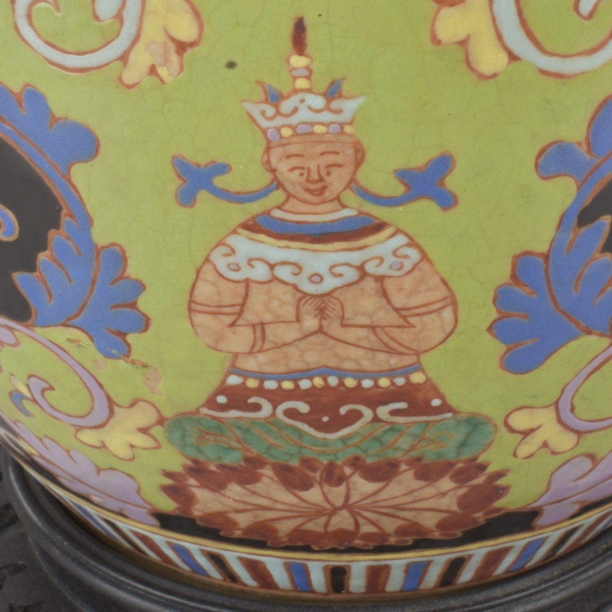 Chinese Vintage Ceramic Lamp