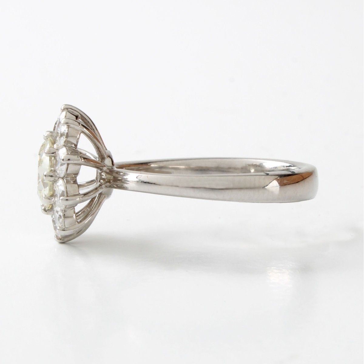 Diamond and 18K Ring