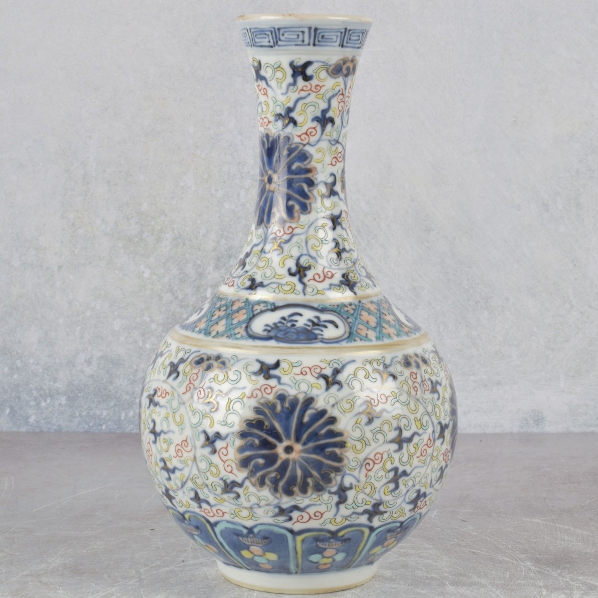 Vintage Chinese Porcelain Vase