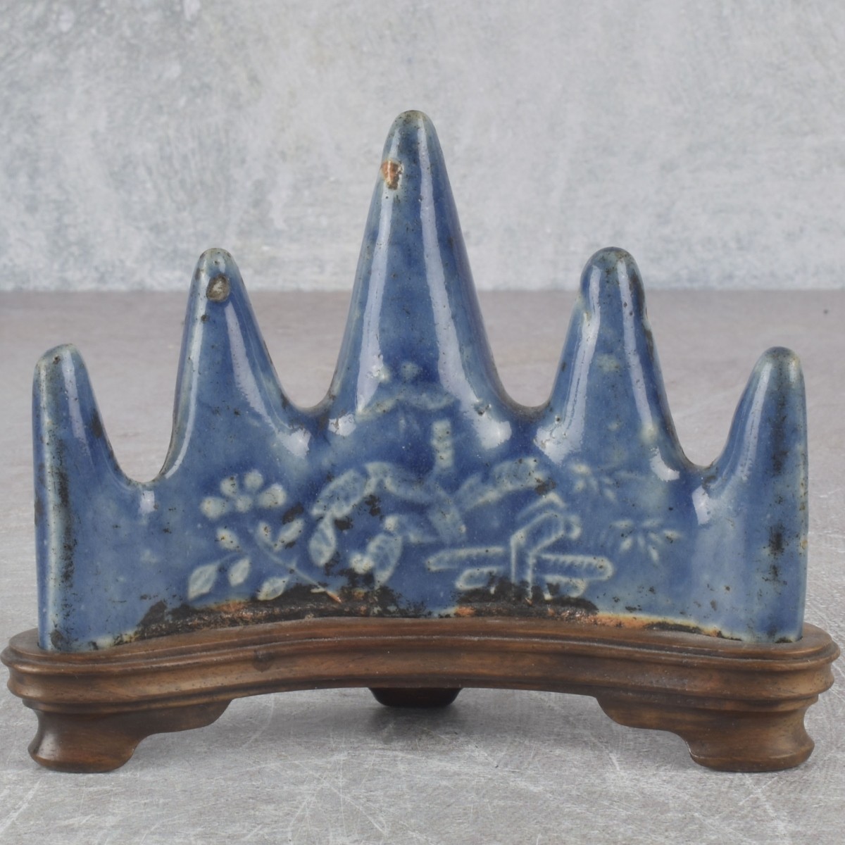 Ming Dynasty Porcelain Brush Rest