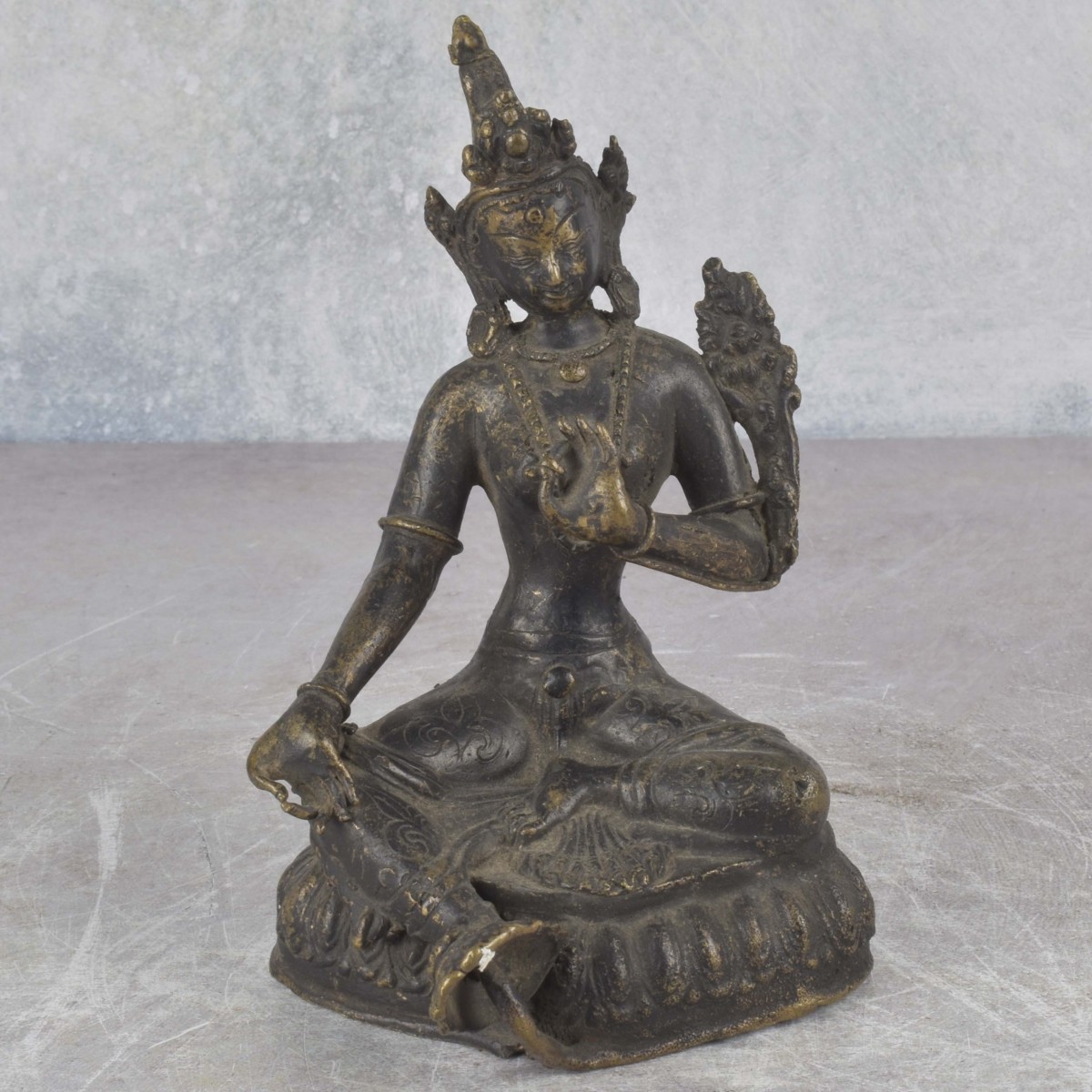 Antique Bronze Sculpture of a Buddha