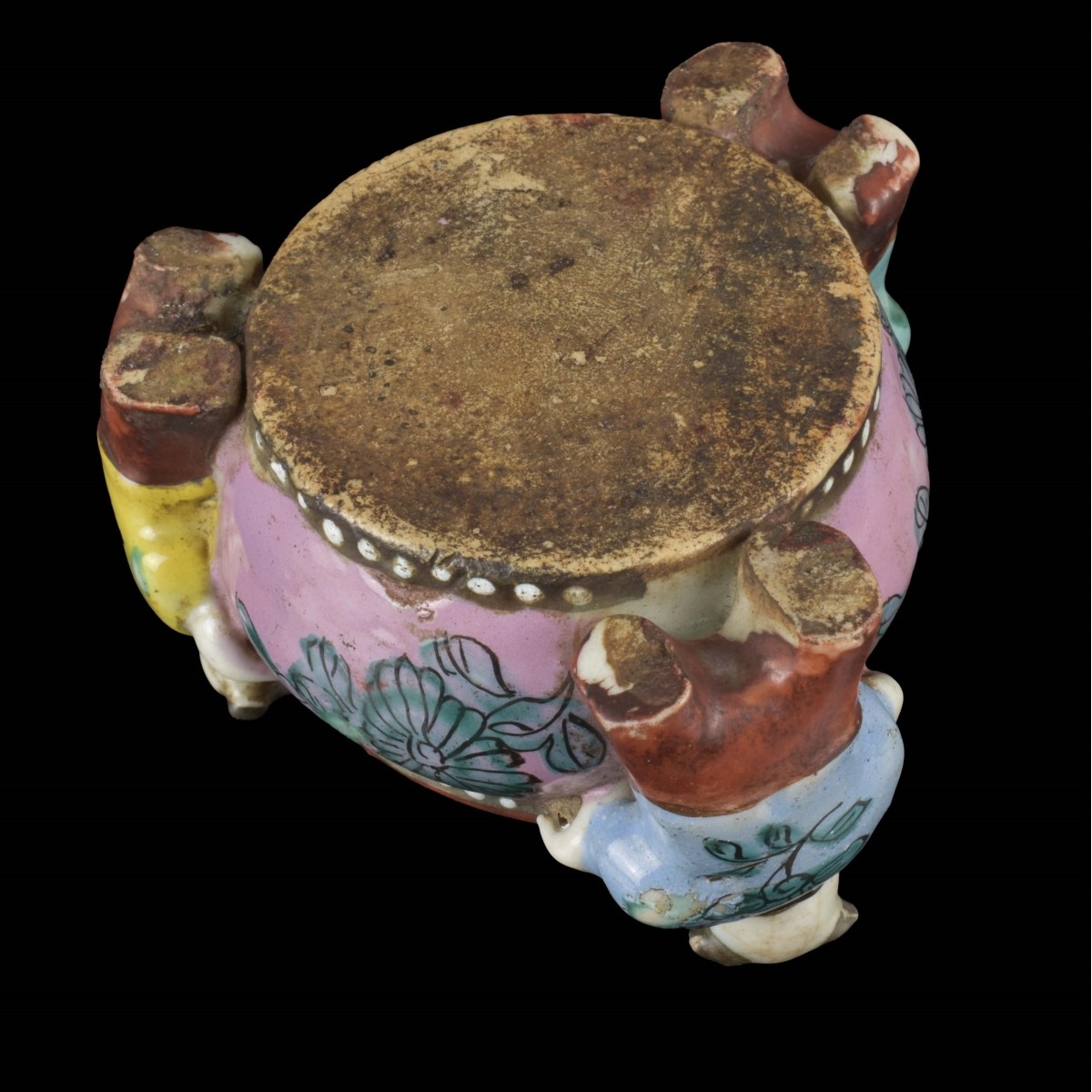 18th Century Chinese Porcelain Pieces