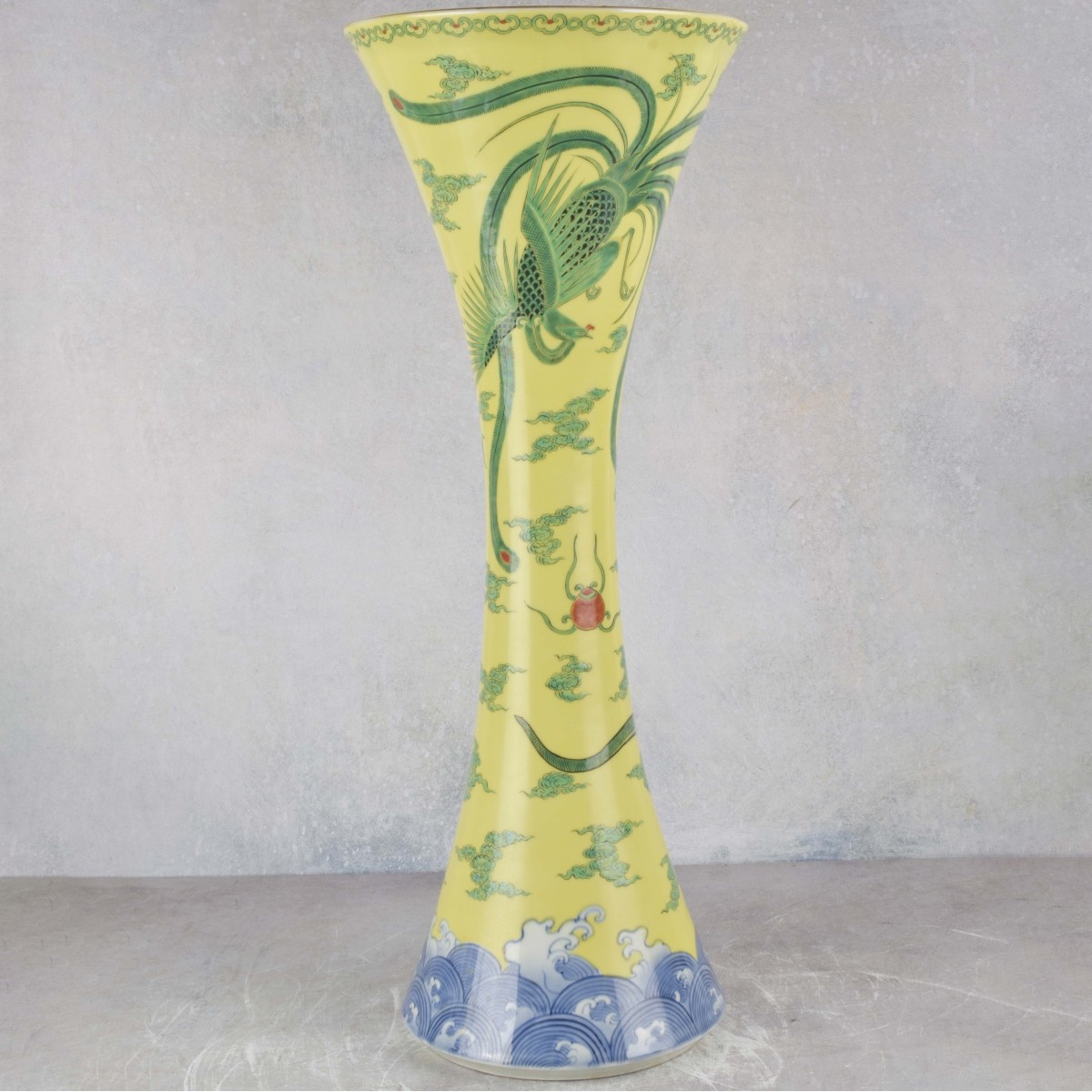 intage Japanese Fukagawa Ceramic Vase