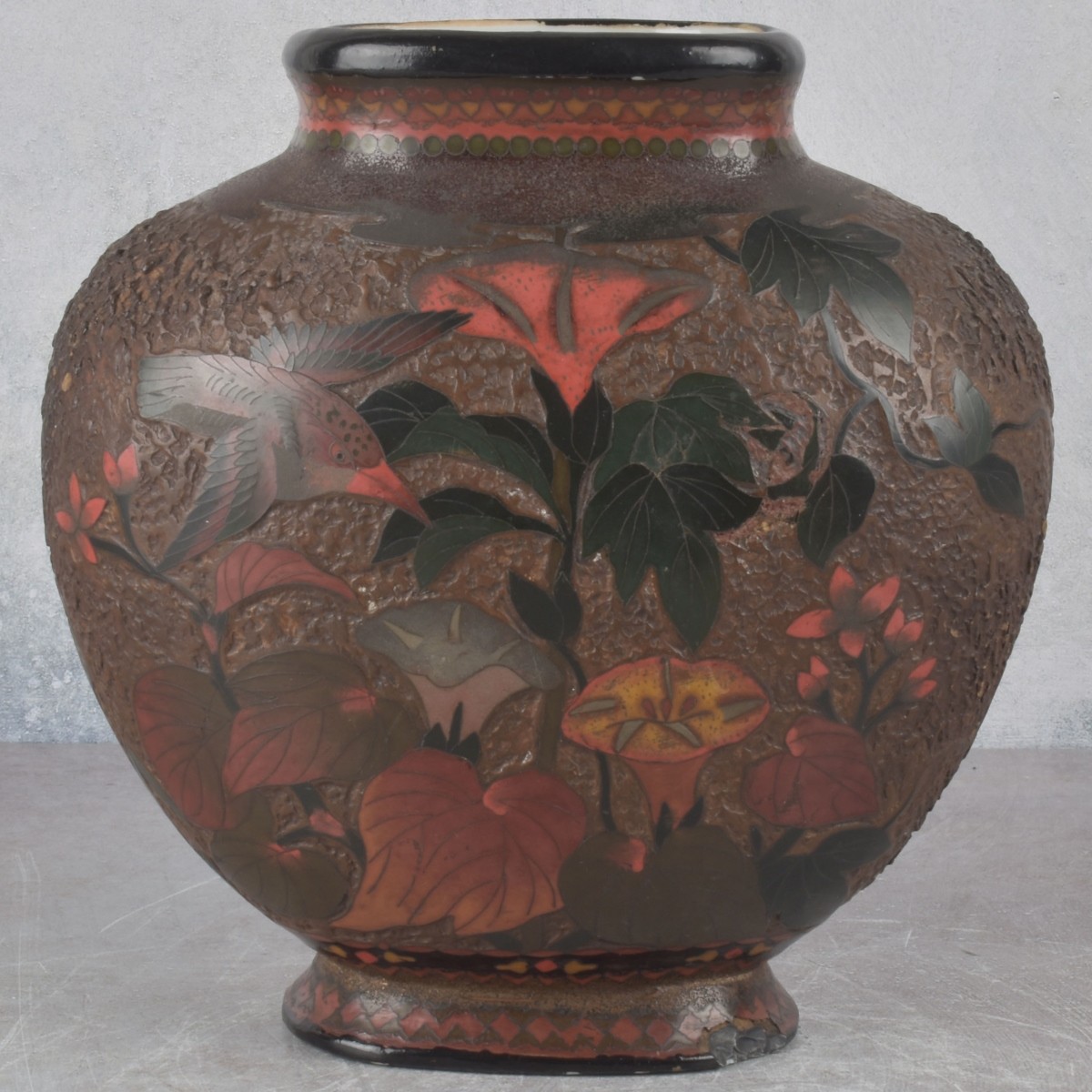 Vintage Japanese Totai Vase