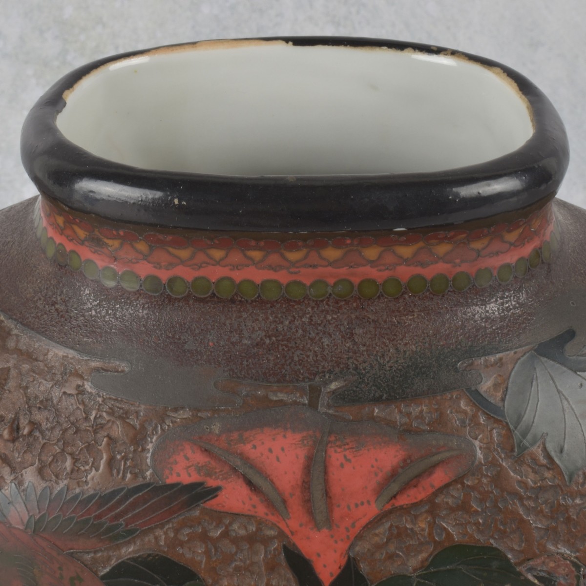 Vintage Japanese Totai Vase