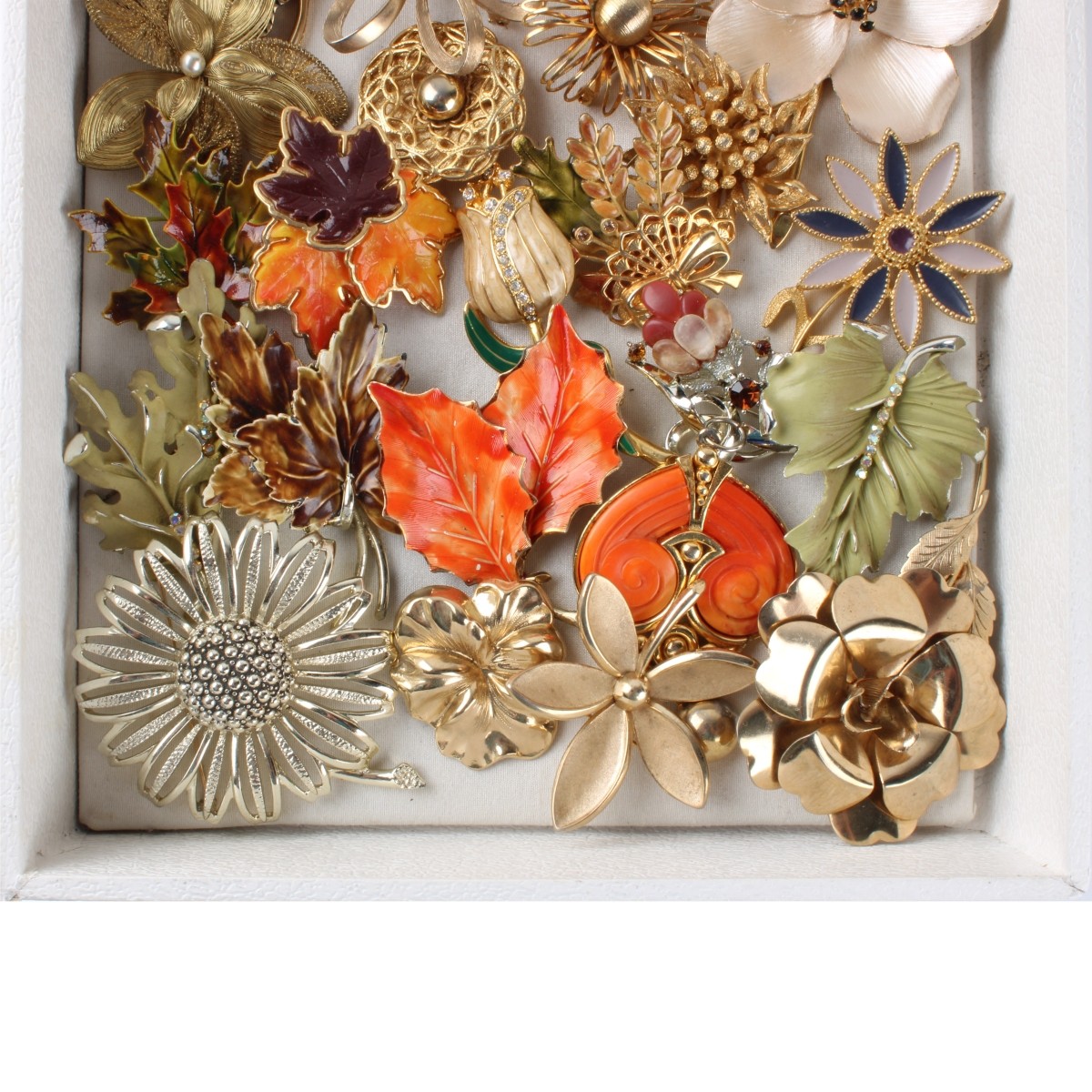 Tray of Costume Jewelry