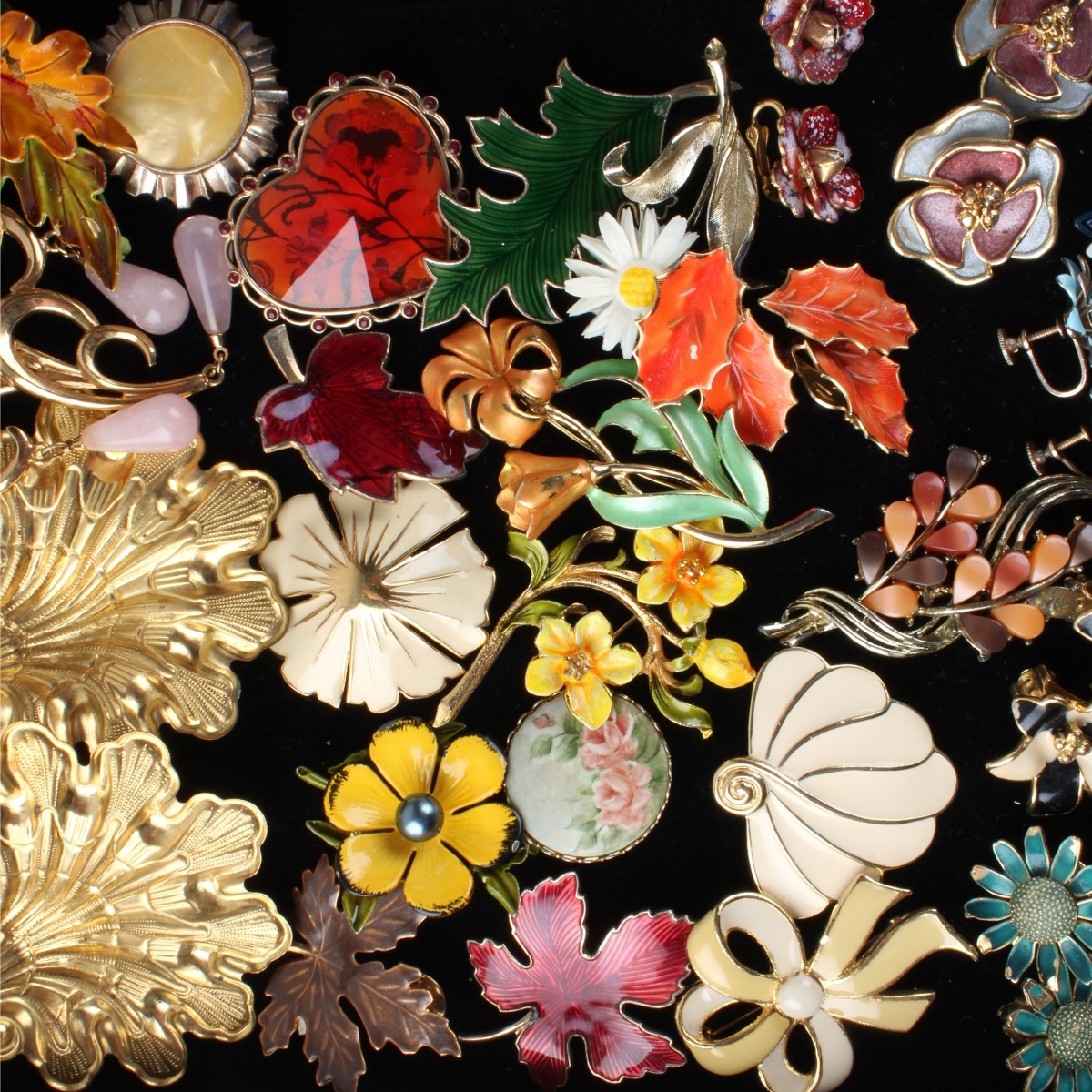 Tray of Costume Jewelry