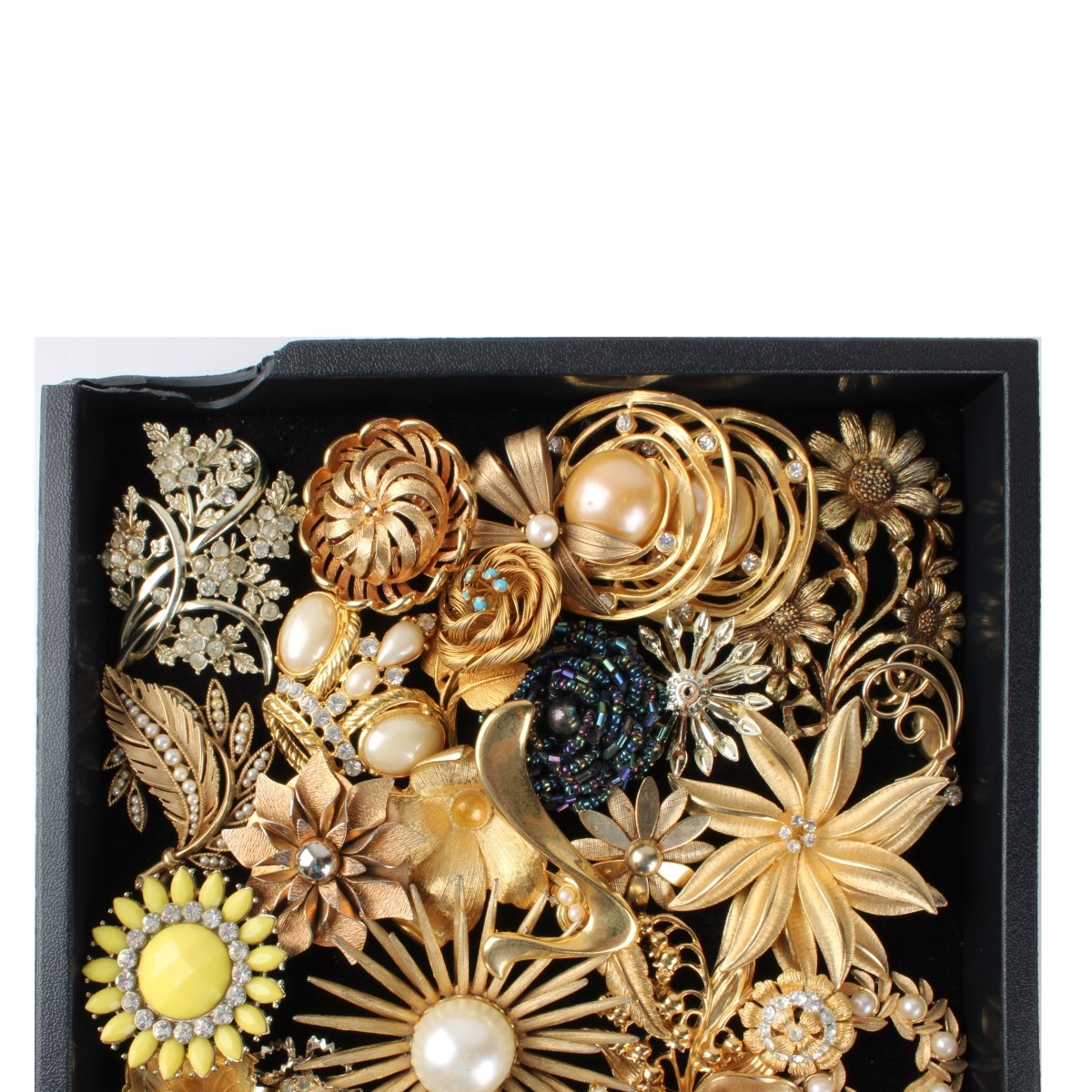 Tray of Costume Jewelry Parts