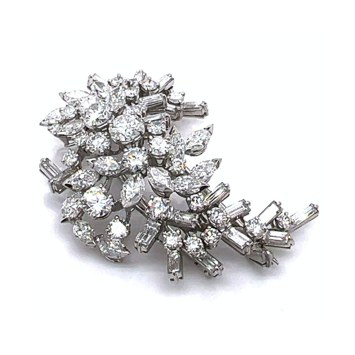 Diamond and 18K Brooch