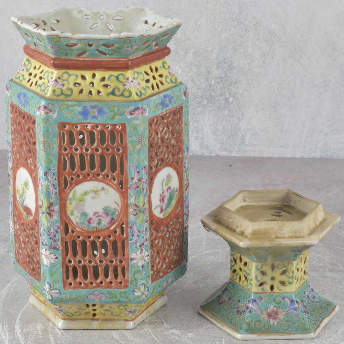 Chinese Porcelain Wedding Lantern