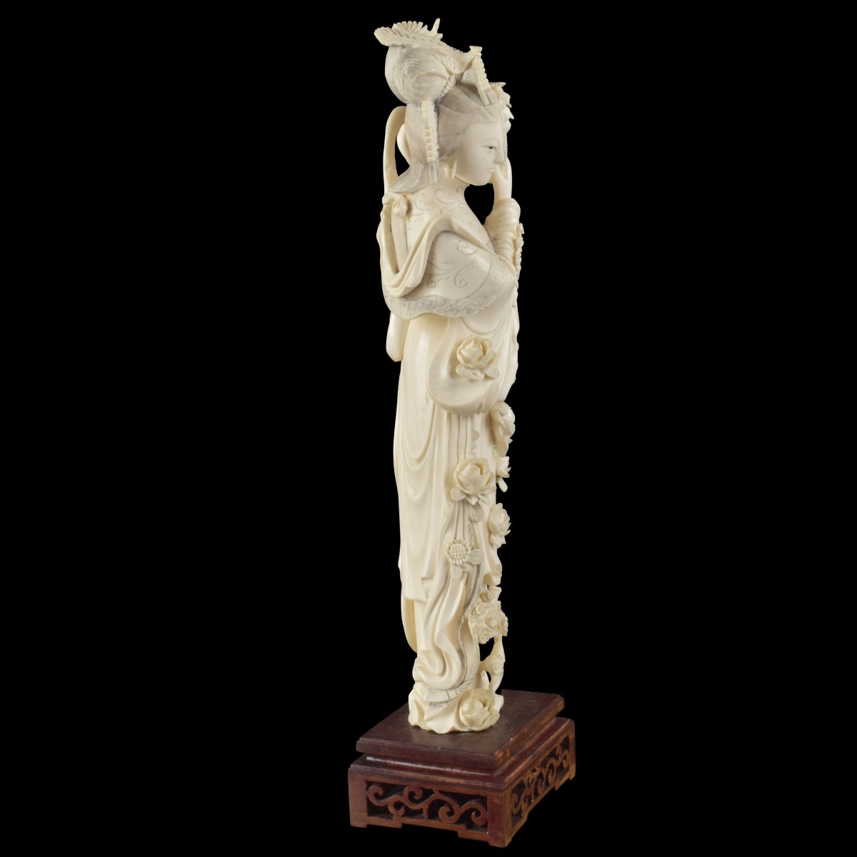 Japanese Carved Geisha