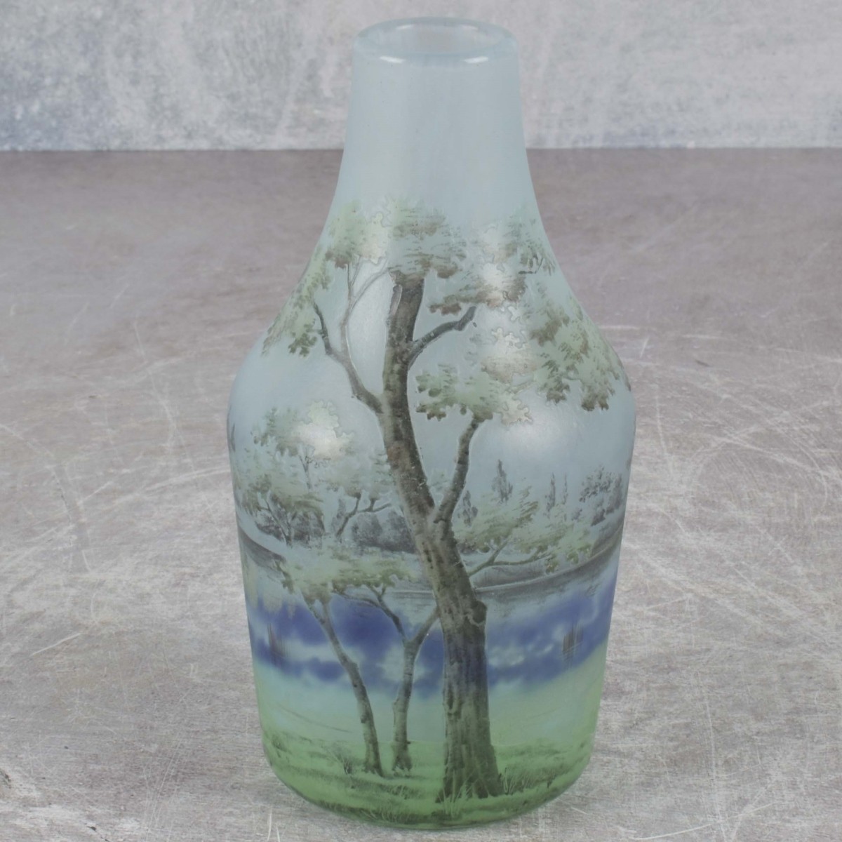 Daum Nancy Cameo Vase