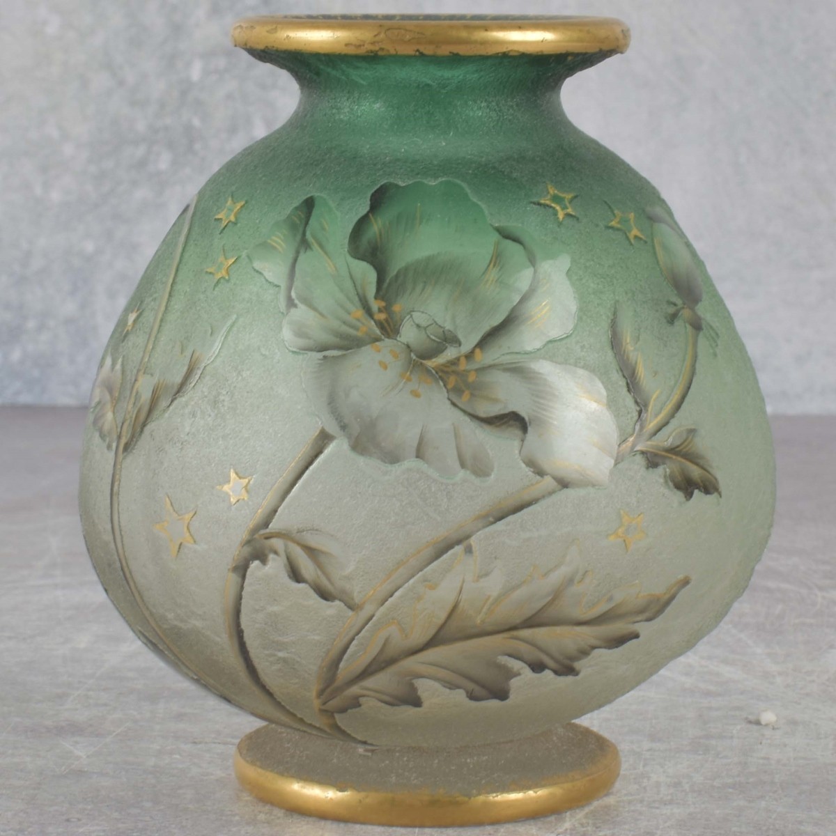 Daum Nancy Cameo Vase