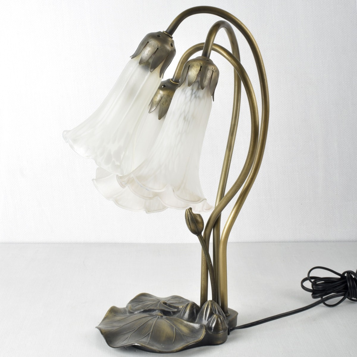 Tiffany Style Lily Pad Lamp
