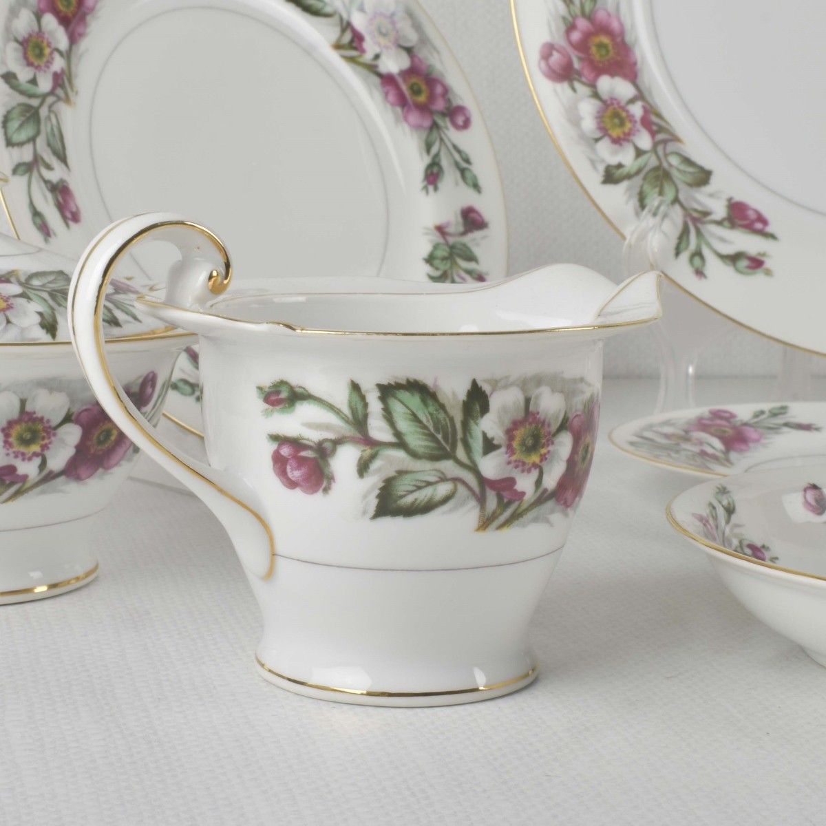 Montana Rose Porcelain Dinner Service
