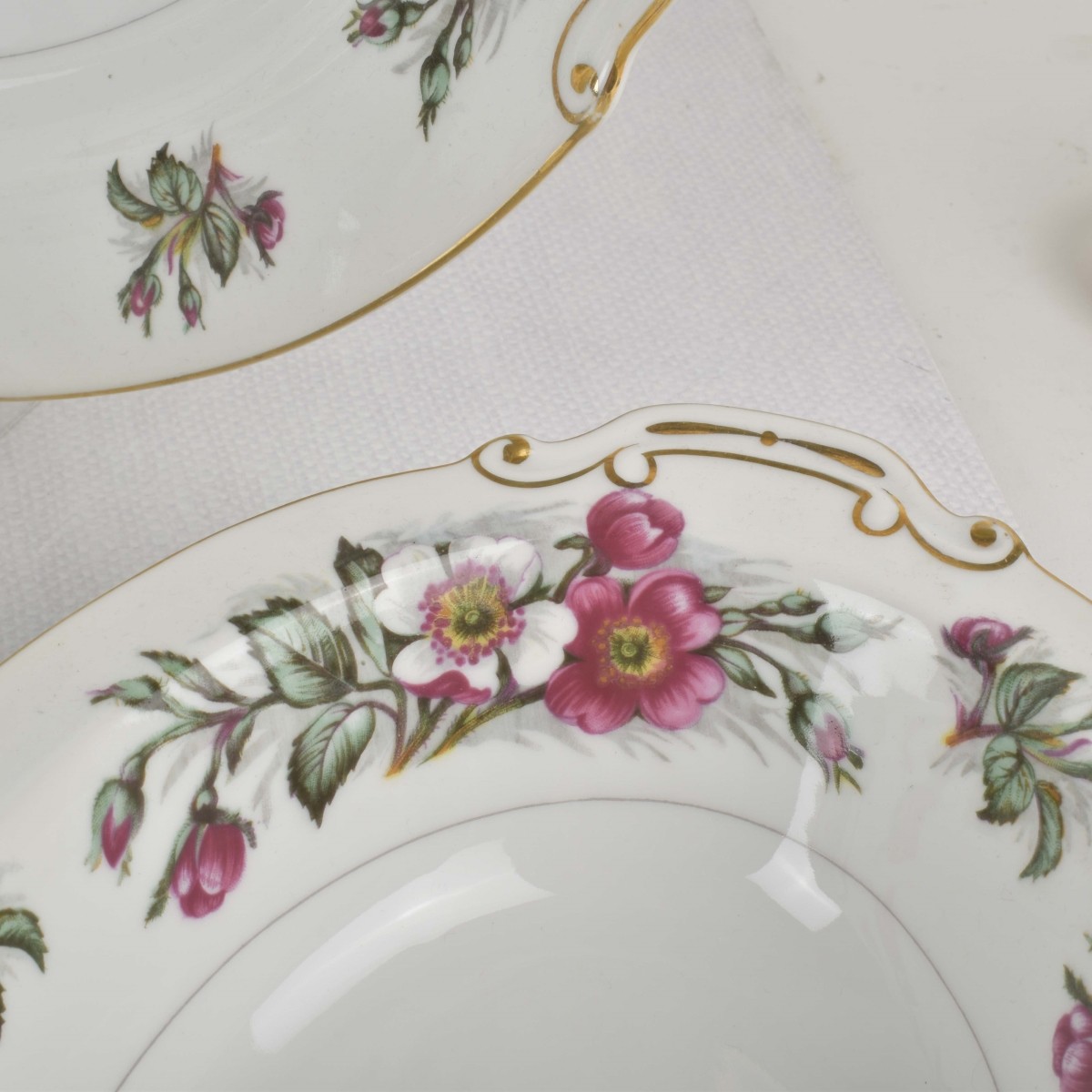 Montana Rose Porcelain Dinner Service