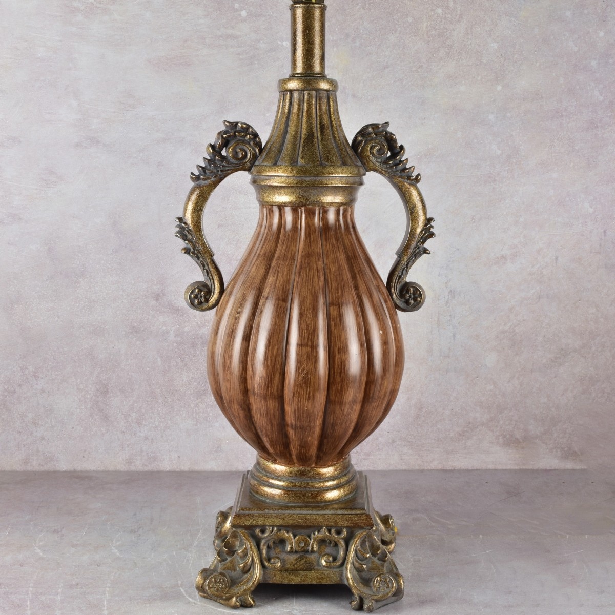 Large Gourd Shape Lamp