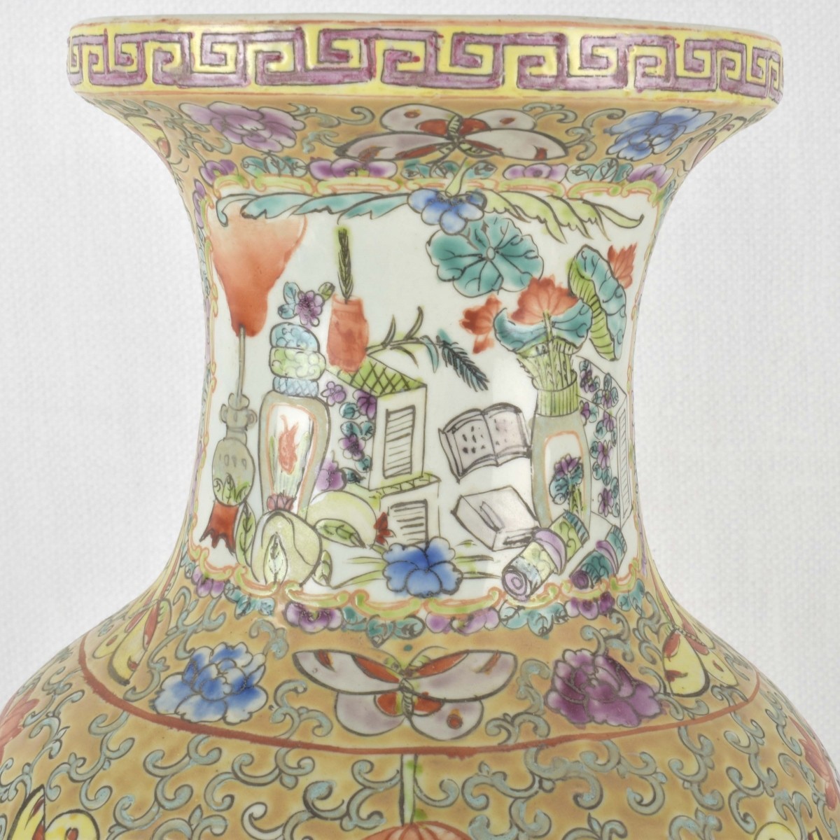Chinese Famille Rose Vase