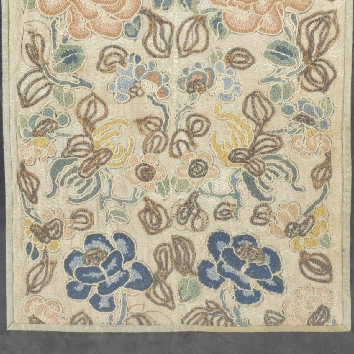19th Century Chinese Embroidery Silk Panel