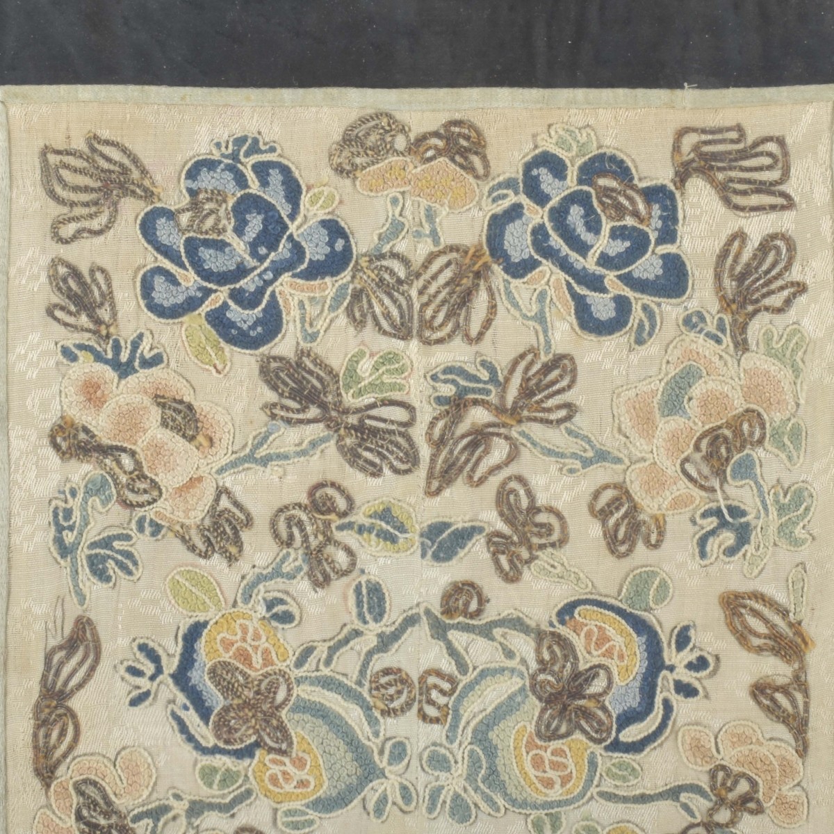 19th Century Chinese Embroidery Silk Panel