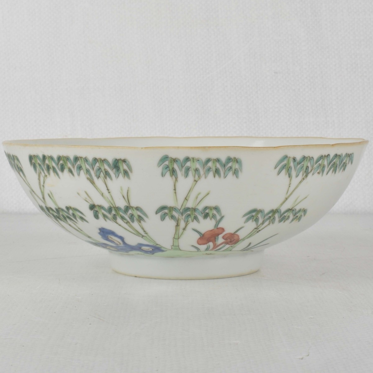 18/19th Century Chinese Porcelain Bowl