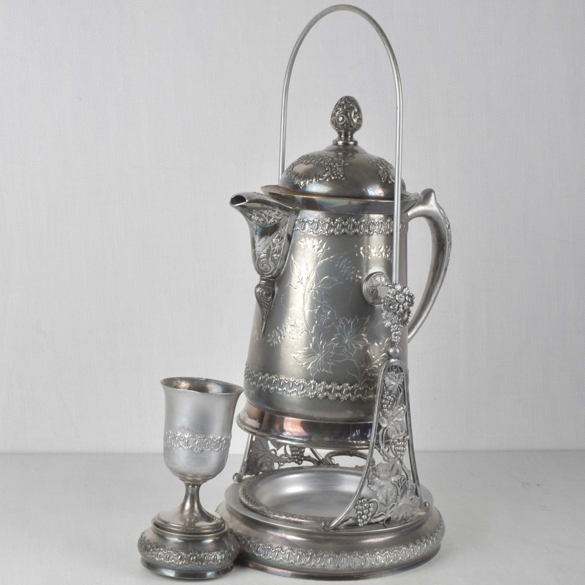 Pairpoint Manufacturing Company Pitcher