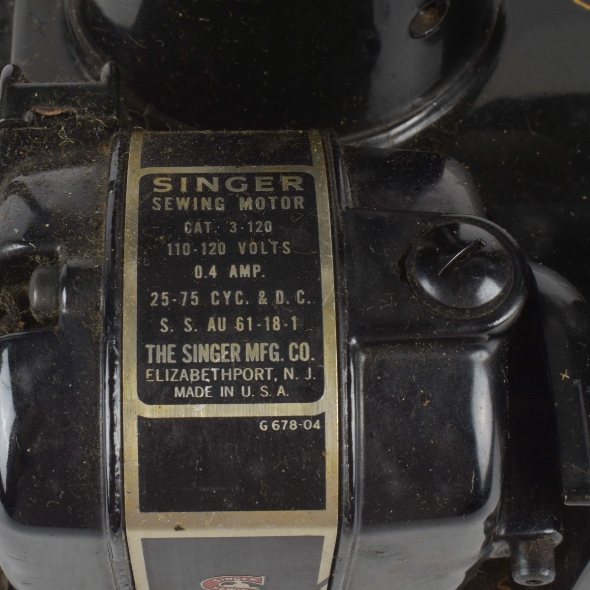 Singer Sewing Machine