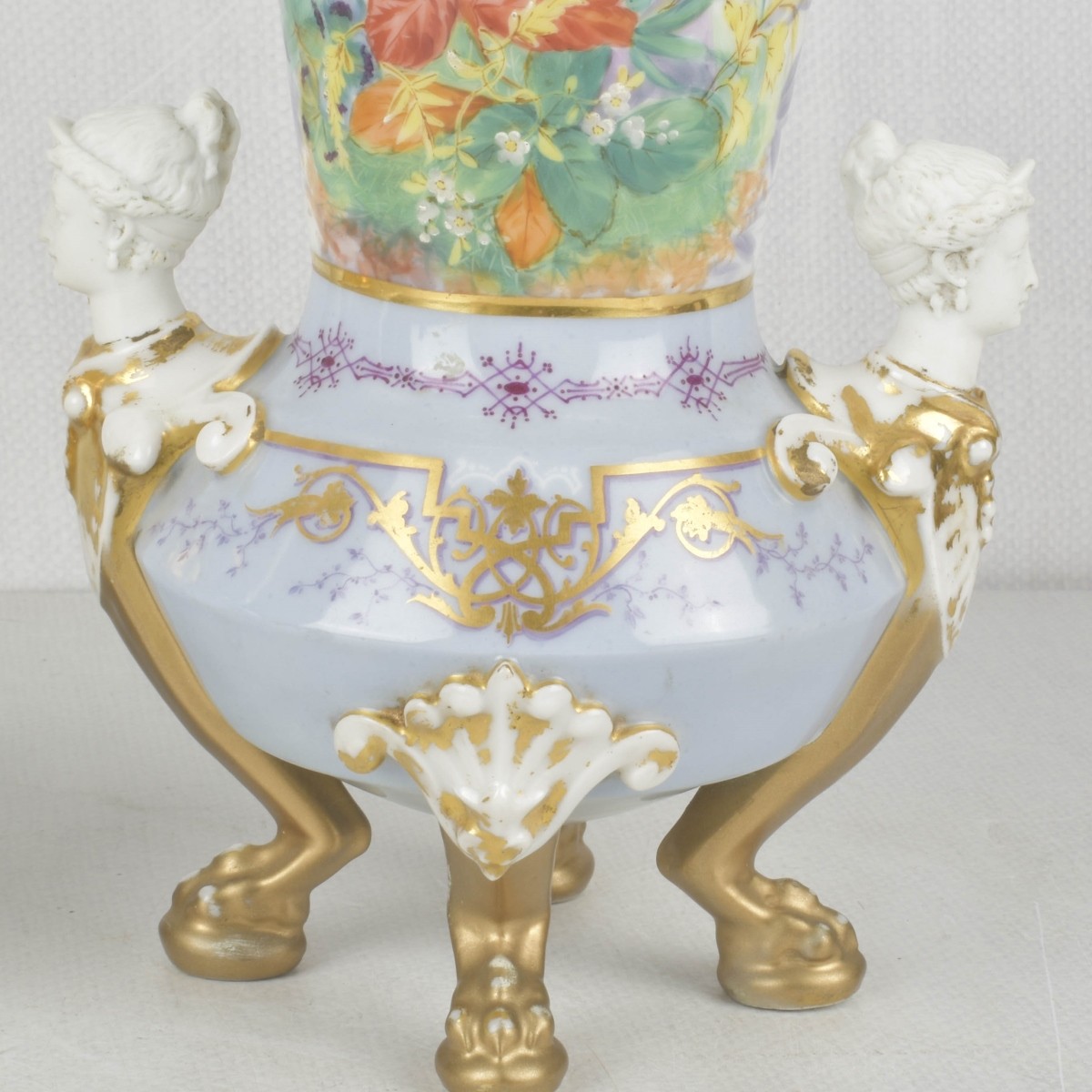 19/20th Century Old Paris Porcelain Vases