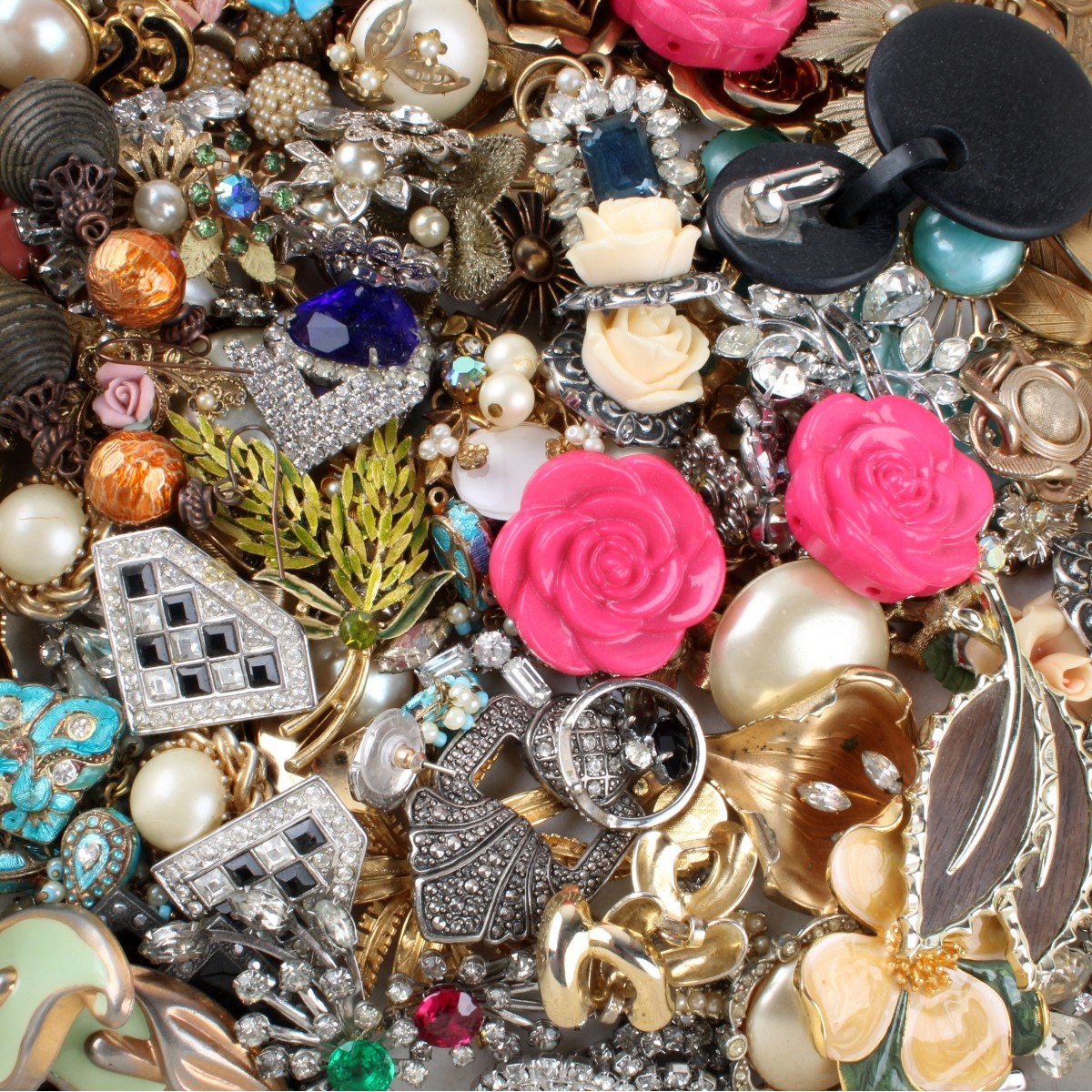 Tray of Costume Jewelry Parts