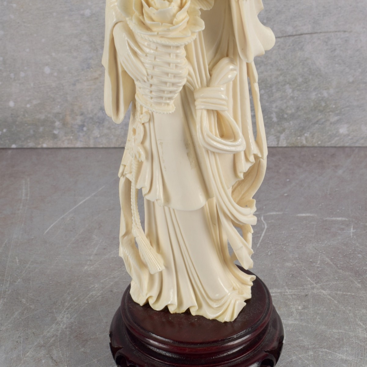 Vintage Carved Japanese Geisha