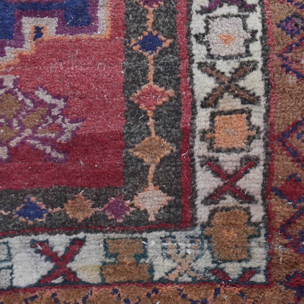 Vintage Iran Hamaden Rug