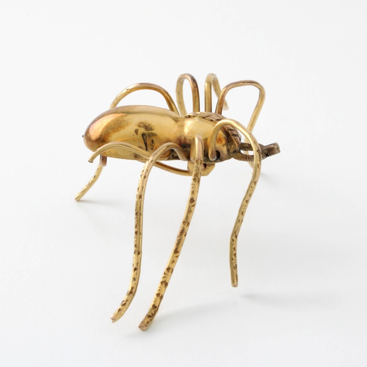 15K Fly Pendant / Pin