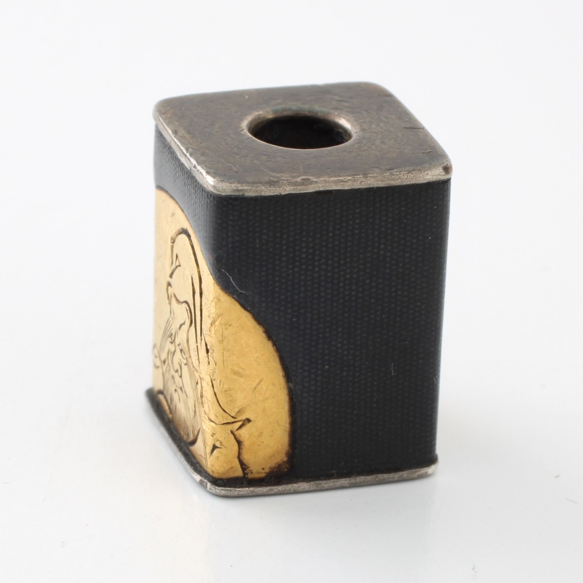 Japanese Meiji 22K Bead