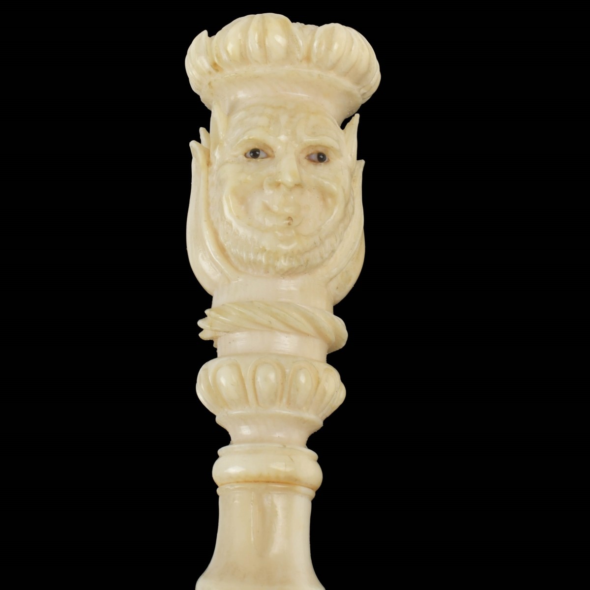 Finely Carved English Hand Fan
