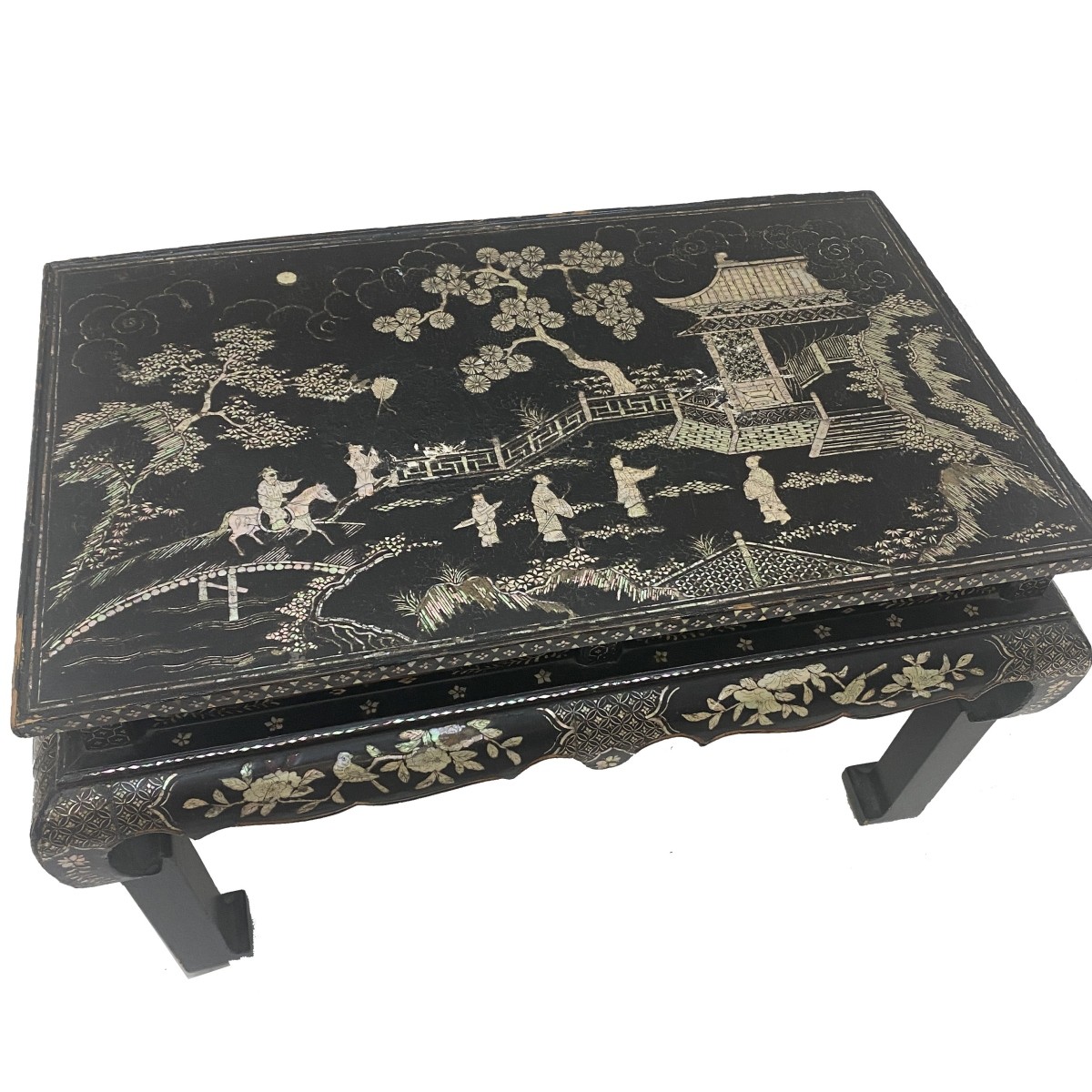 18/19th Century Chinese Table