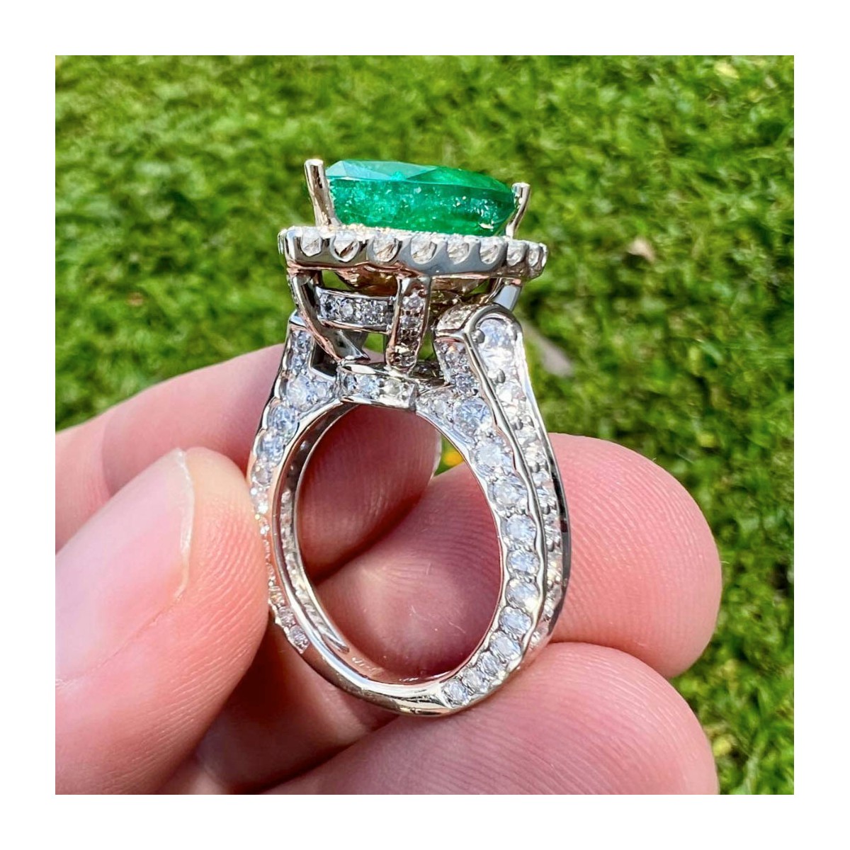 Emerald, Diamond and 18K Ring