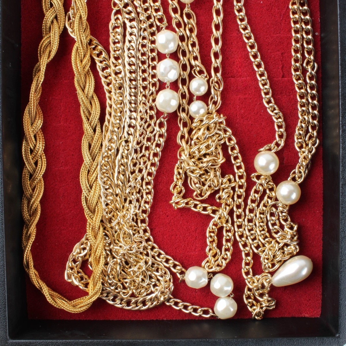 Lot of Costume Necklaces.