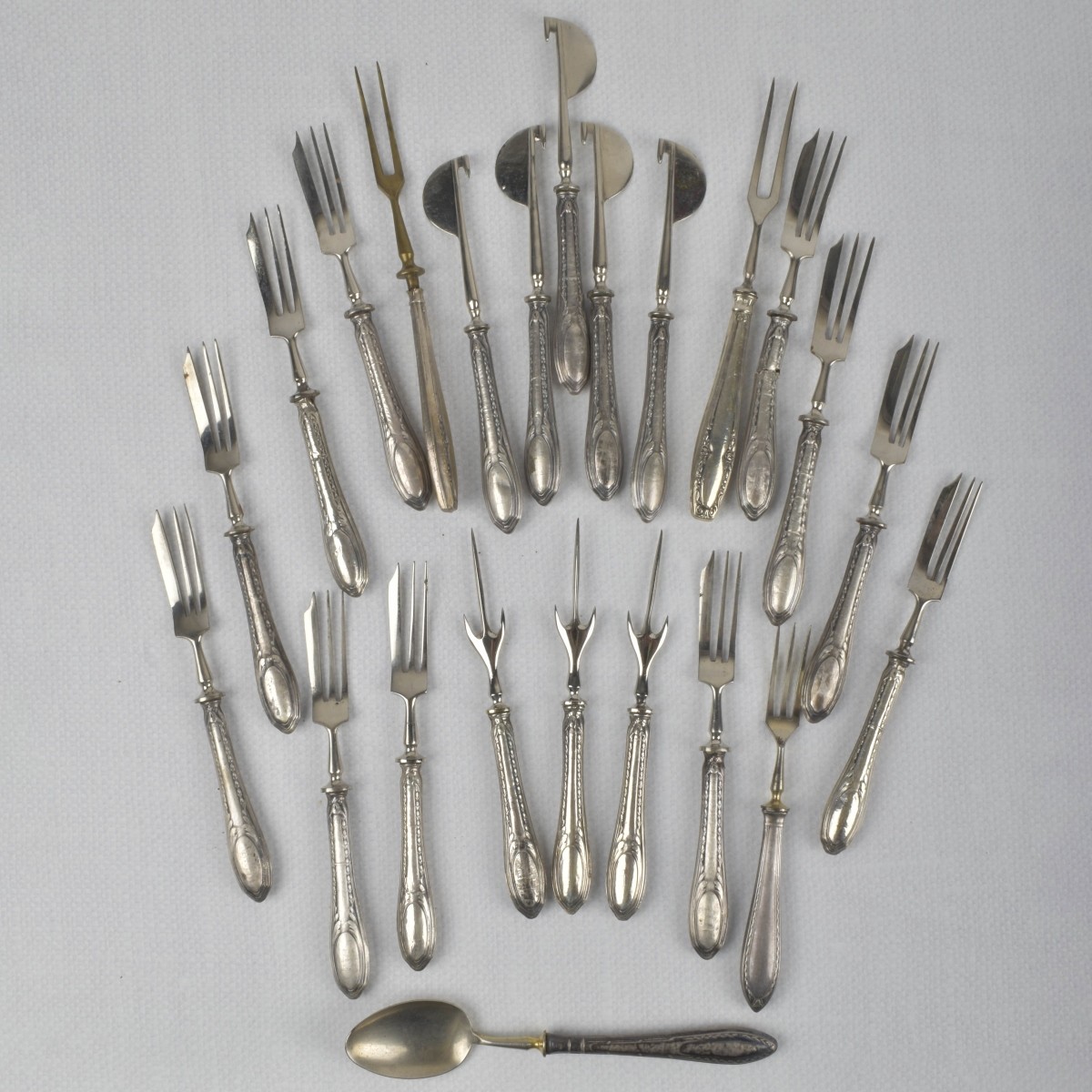 Silver Serving Pieces