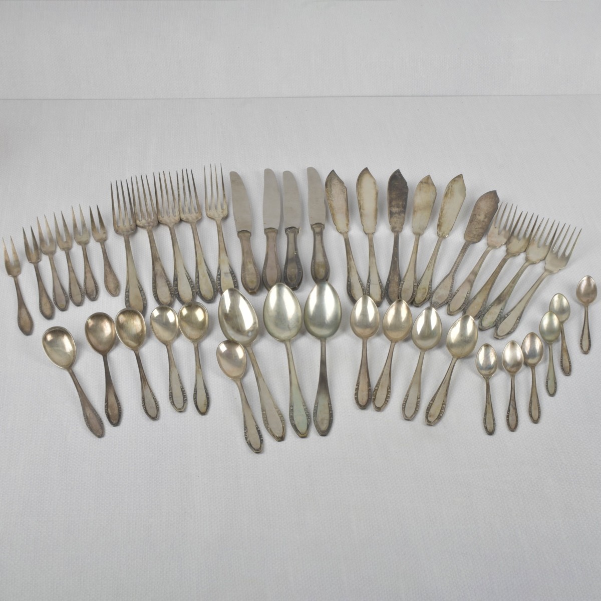 Lot of 800 SIlver Flatware