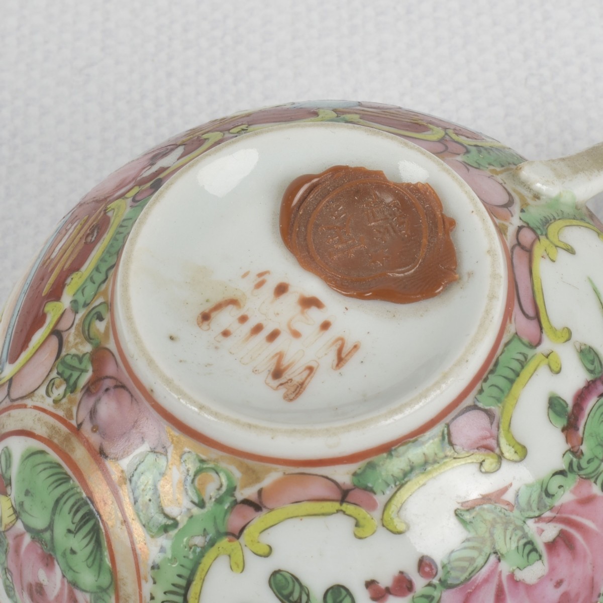 Chinese Famille Rose Medallion Pieces