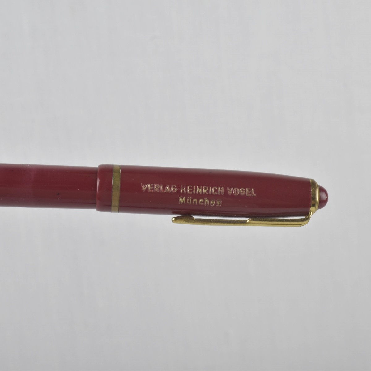 Vintage Fountain Pens - 14K Nibs.